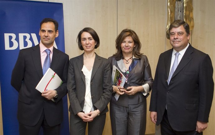 Agustín Vidal-Aragón, Ana María Pontijas, Patricia Bueno Y Juan José García