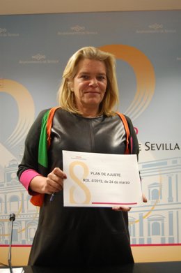 Asunción Fley Presenta El Documento.