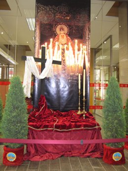 Altar De Semana Santa En El Ayuntamiento