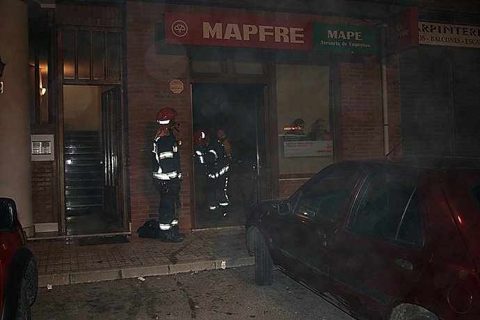 Incendio En Una Oficina De Mapfre En Bádames