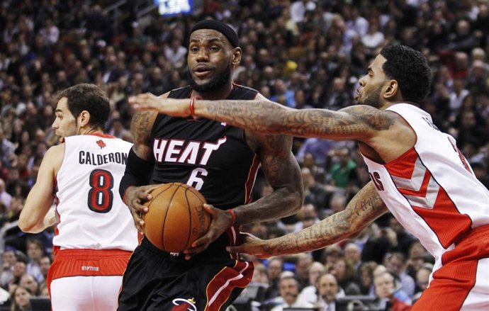 José Manuel Calderón, Lebron James 