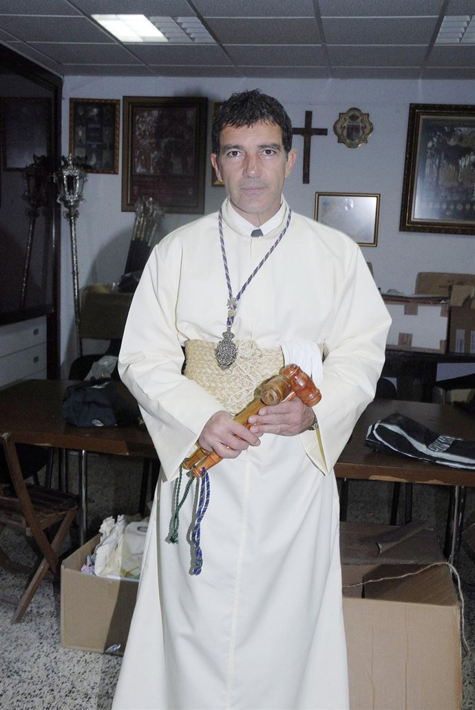 Antonio Banderas Vestido De Nazareno