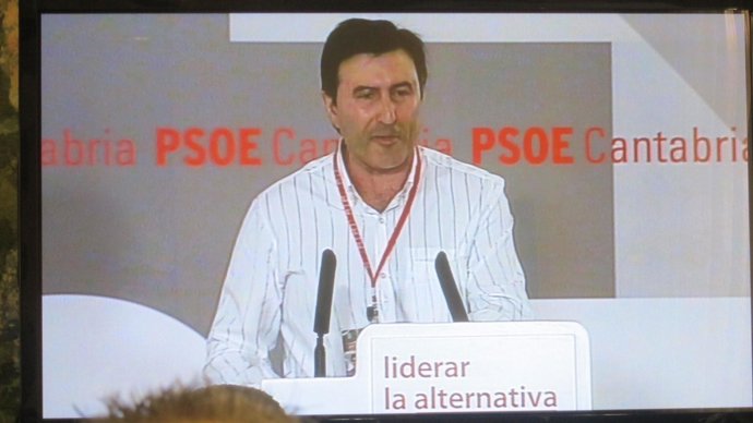 Francisco Fernández Mañanes Durante El XII Congreso Del PSC-PSOE