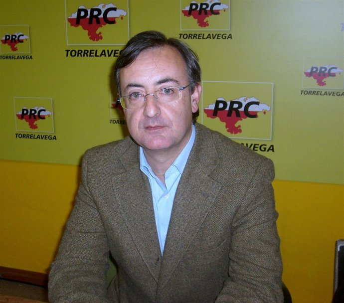 El Portavoz Del PRC En Torrelavega, Pedro García Carmona
