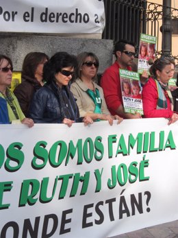 La Madre De Ruth Y José, Ruth Ortiz, En Una Concentración En Huelva.