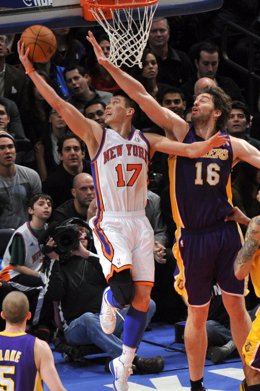 Pau Gasol (Lakers) Y Jeremy Lin (Knicks)