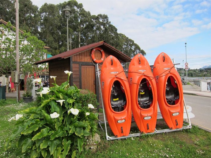 Piraguas de turismo rural
