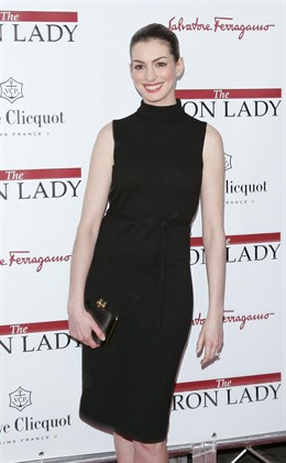 Anne Hathaway En Un Photocall