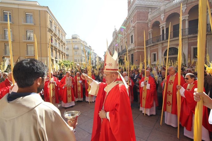 Osoro Durante La Bendición Del Domingo De Ramos