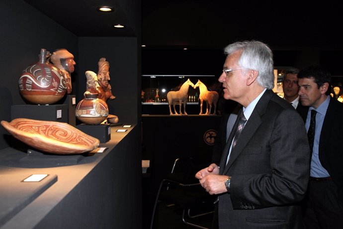 Ferran Mascarell Inaugura El Salón Antiquaris