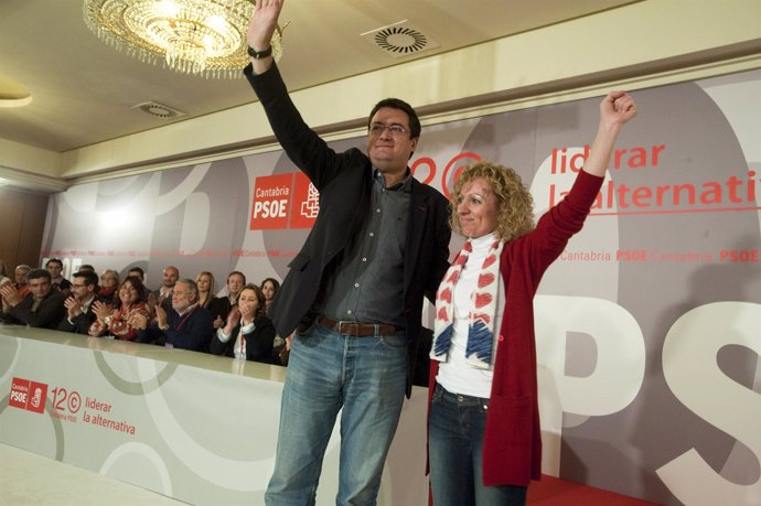 La Nueva Secretaria General Del PSOE Con Oscar López, De La Ejecutiva Federal 