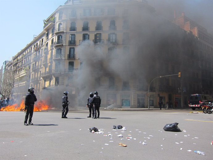 Incidentes En La Jornada De Huelga Del 29 De Marzo