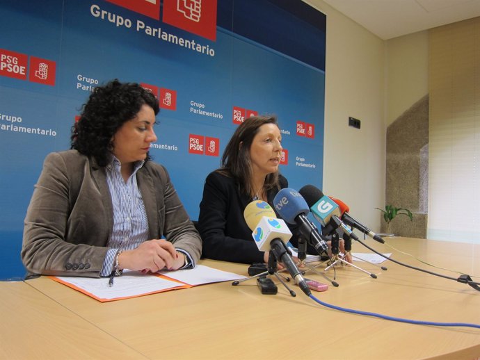 Carmen Gallego (dcha) Y Sonia Verdes del PSdeG