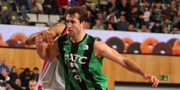 El Jugador Del FIATC Joventut Nacho Llovet