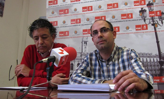 Los Concejales Del PSOE Ignacio Herrán Y Luis Vélez
