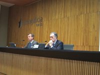 Novagalicia Banco asegura que va a "arreglar" el problema de las preferentes pero pide "tiempo"