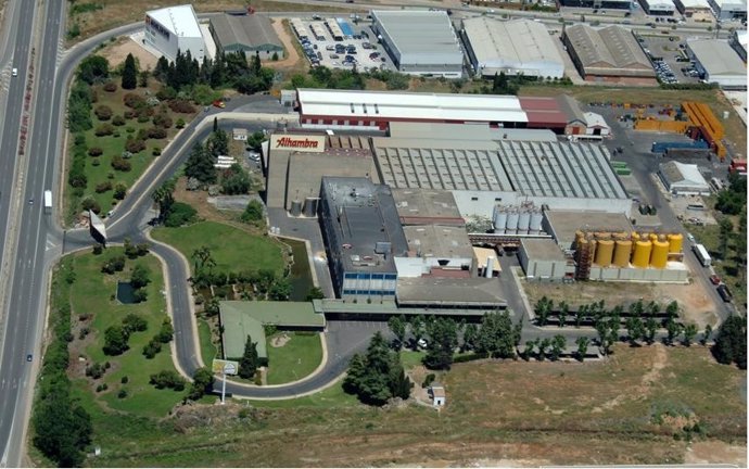Imagen Aérea De La Factoría De Cervezas Alhambra En Córdoba
