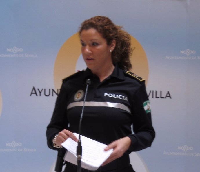 La Portavoz De La Policía Local De Sevilla, María Guerrero