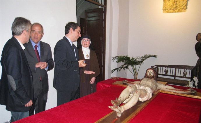 Entrega De La Imagen Del Cristo De Las Isabelas