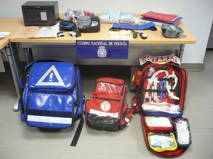 Material Médico Intervenido A Un Falso Médico En Palma