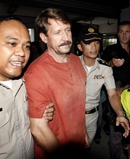 Viktor Bout, traficante de armas ruso, El mercader de la muerte