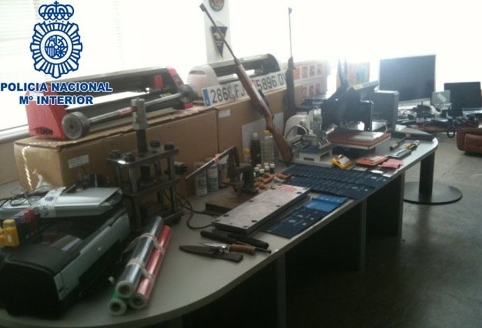 Material Intervenido En La Operación Pitón Contra El Tráfico Ilícito De Vehículo