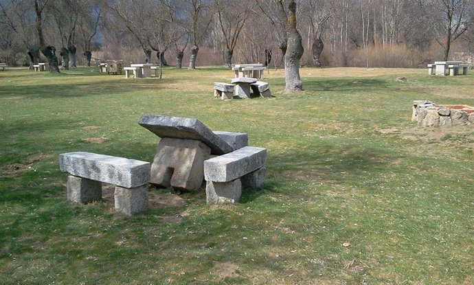 Zona De El Soto, Pulmón Verde De La Capital Abulense.