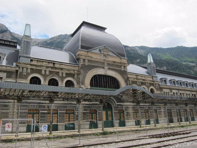 Estación De Canfranc