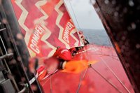 Vela/VOR.- El 'Camper con Emirates Team New Zealand' suspende su navegación para reparar el barco en Puerto Montt 