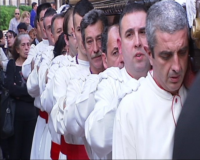 Primera procesión de Semana Santa en L'Hospitalet