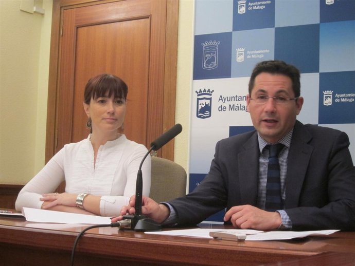 Sarabia Y Pomares, En Rueda De Prensa