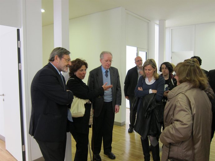 Lissavetzky Durante Una Visita Al Centro Conde Duque