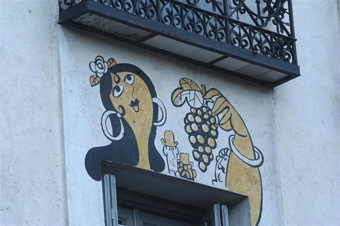 Edificio De La Calle Duque De Osuna