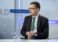 PP se sentará con Batasuna cuando logre que "sus primos entreguen las armas"