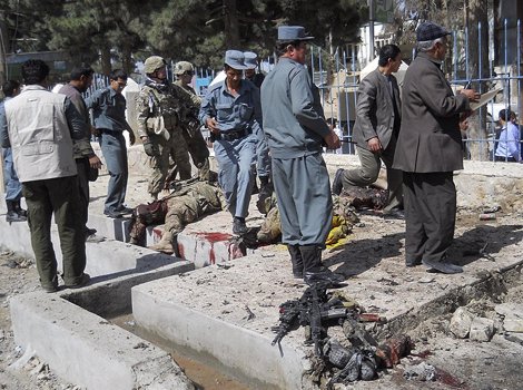 Atentado Suicida En Afganistán Deja 4 Soldados De EEUU Muertos