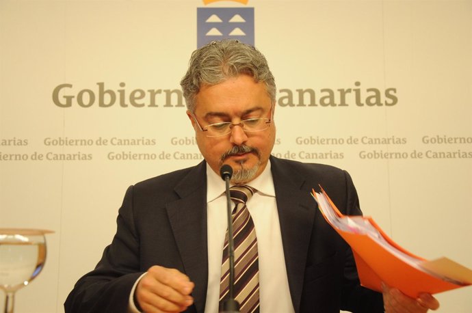 Martín Marrero, En Rueda De Prensa