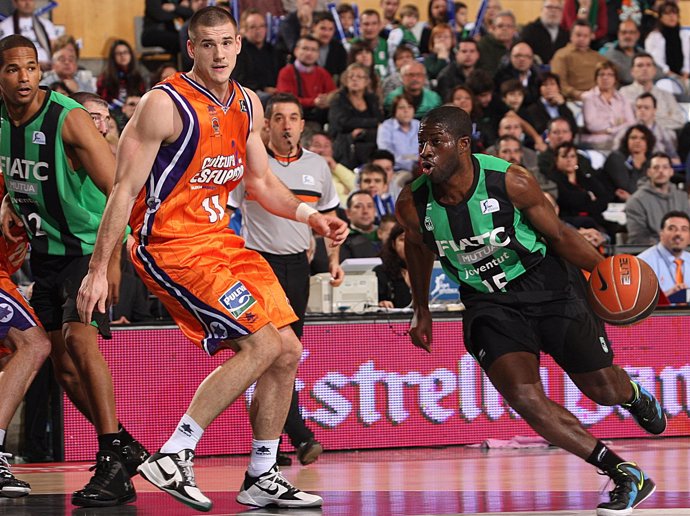 Caner-Medley Y Pooh Jeter, FIATC Mutua Joventut - Valencia Basket (Baloncesto)