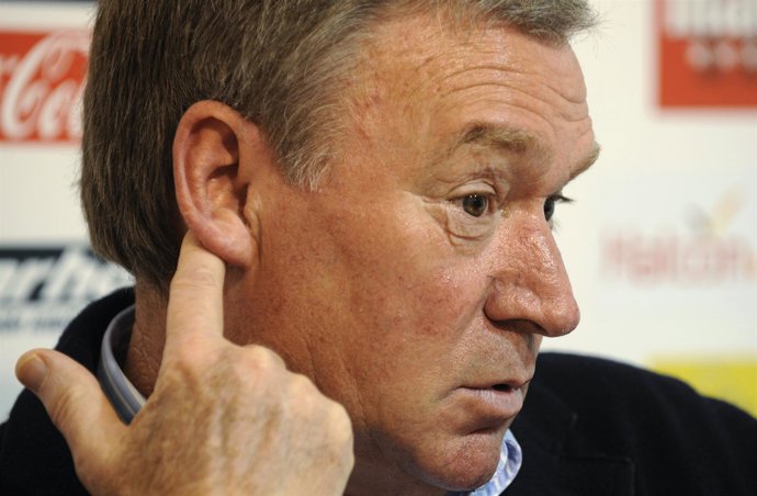 El Entrenador Del Sporting De Gijón Javier Clemente