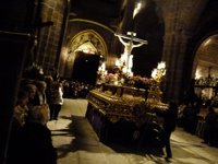 El 'Via Crucis' de Ávila cambia el escenario de la Muralla por el interior de la Catedral a causa de la nieve