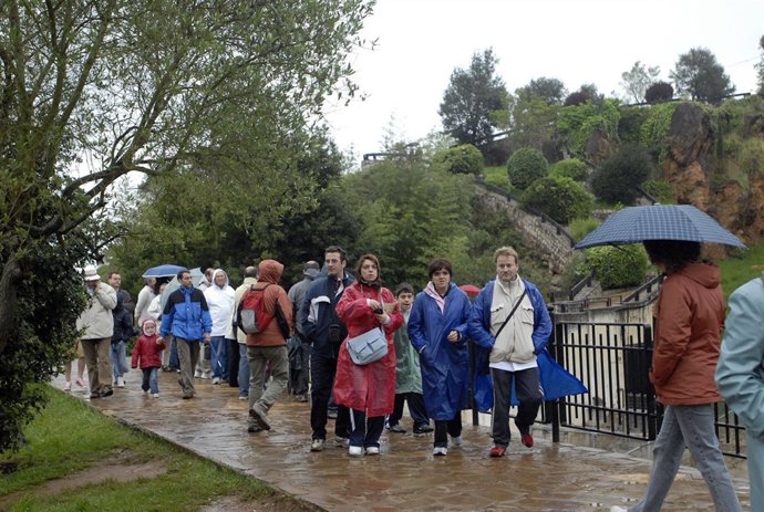 Cabarceno Visitantes, Turistas