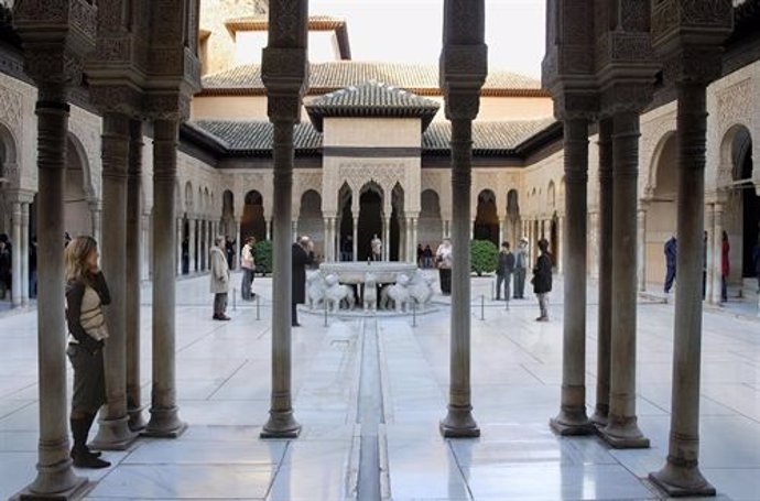 Imagen Del Futuro Patio De Los Leones De La Alhambra