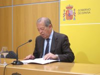 Delegación del Gobierno estudia la posibilidad de denunciar a una persona que tiró "cohetes" en una procesión en Badajoz