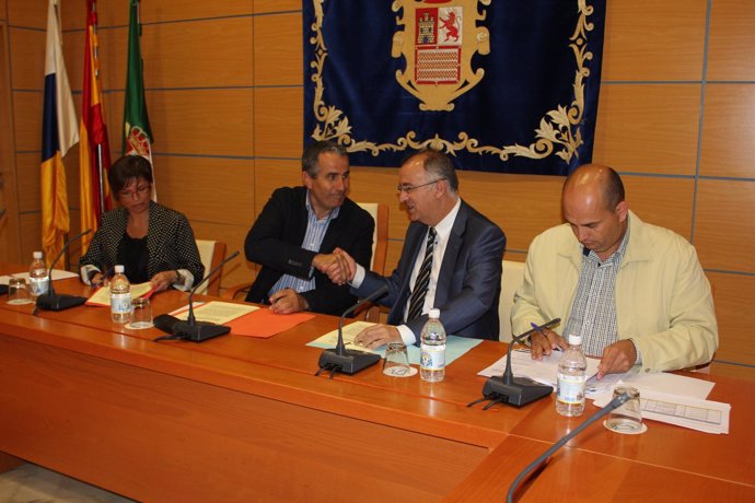 Convenio Entre El Gobierno De Canarias Y El Cabildo De Fuerteventura