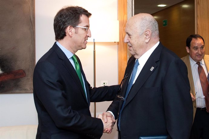  Núñez Feijóo Junto Al Presidente De La RAG, Xosé Luis Méndez Ferrín