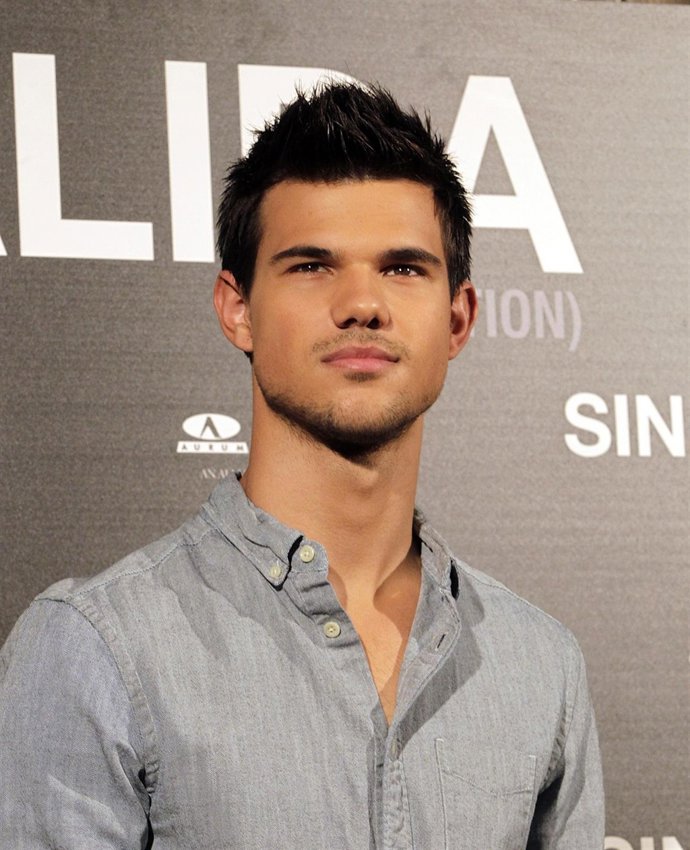 Taylor Lautner