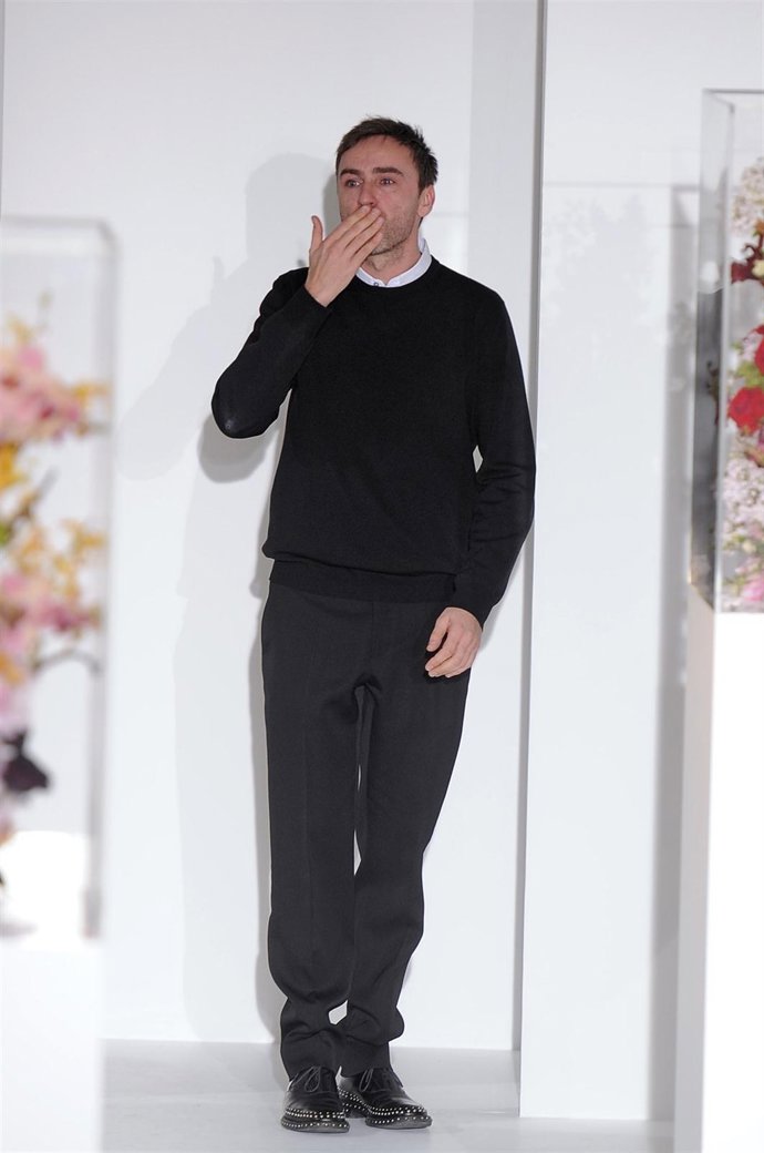 Raf Simons Se Despide En Su Último Desfile Con Jil Sander 