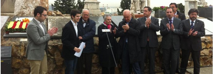 Homenaje A Manuel Carrasco I Formiguera