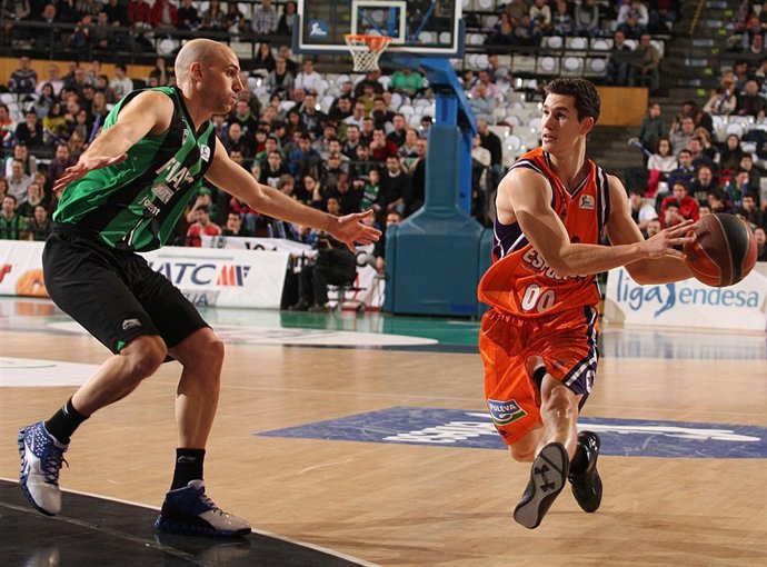 R. San Miguel, FIATC Mutua Joventut - Valencia Basket (Baloncesto)