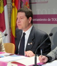 Page cree que los ciudadanos reaccionarán ante los nuevos recortes en Sanidad por haberles "tomado el pelo"