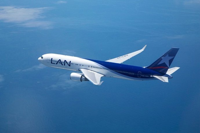 Avión De LAN Airlines